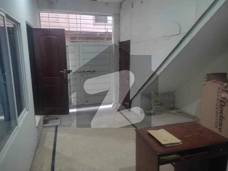 Affordable Prime Location Lower Portion Available For Rent In Old Bara Road