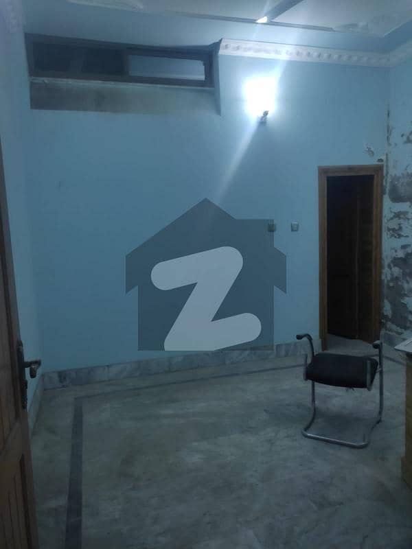 حیات آباد فیز 1 - ای3 حیات آباد فیز 1,حیات آباد,پشاور میں 3 کمروں کا 10 مرلہ زیریں پورشن 50.0 ہزار میں کرایہ پر دستیاب ہے۔