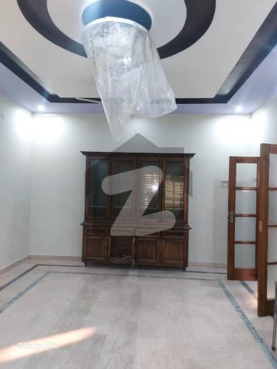 سوان گارڈن ۔ بلاک ایچ سوان گارڈن,اسلام آباد میں 7 کمروں کا 11 مرلہ مکان 3.3 کروڑ میں برائے فروخت۔