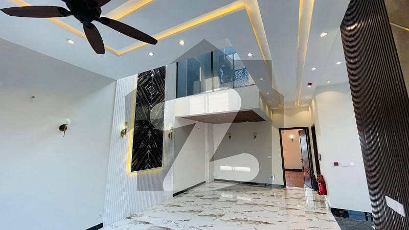 10 Marla Double Hight Lobby Near To DHA Raya Modern House For Sale In DHA Phase 7 Lahore