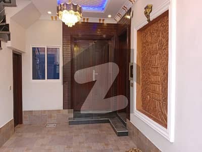 الرحمان گارڈن فیز 2 الرحمان گارڈن,لاہور میں 5 کمروں کا 6 مرلہ مکان 1.85 کروڑ میں برائے فروخت۔