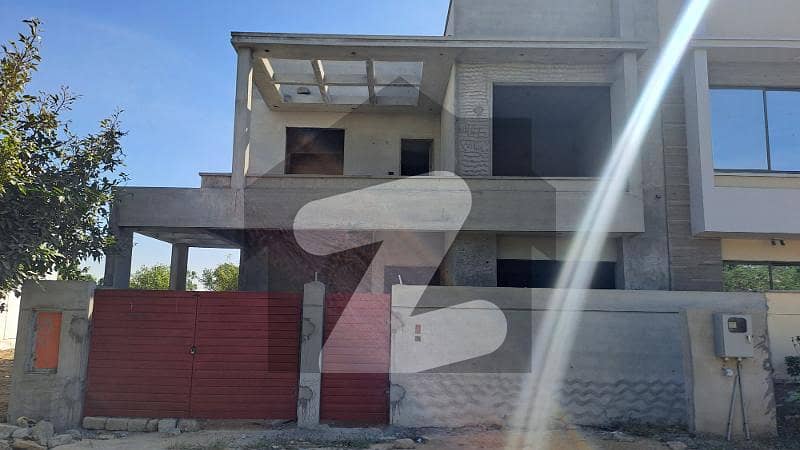 بحریہ ٹاؤن - پریسنٹ 1 بحریہ ٹاؤن کراچی,کراچی میں 4 کمروں کا 11 مرلہ مکان 2.3 کروڑ میں برائے فروخت۔