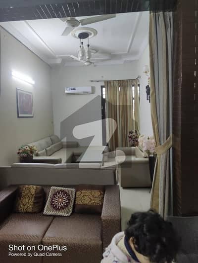 خیابان کالونی 2 فیصل آباد میں 4 کمروں کا 8 مرلہ مکان 2.0 کروڑ میں برائے فروخت۔