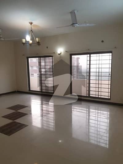 3 Bed DD Flat For Rent G+3 Building Without Lift. Askari 5 Malir Cantt