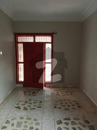 400 Yard 1st Floor Portion West Open Portion Available For Rent 4 Bedroom Drawing Dinning With Attached Bathroom Study Room Kitchen Block 3 Gulshan-E-Iqbal Karachi.