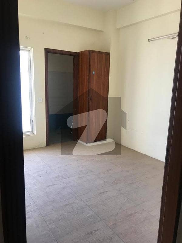 G 15 Markz 2 Bad Rooms Flat Available For Rent