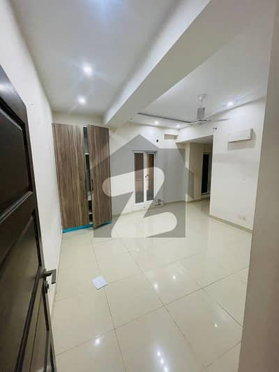 Three Bedrooms Non Furnished Apartment Available For Sale In River Hill 1.