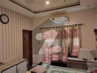 پارک ویو سٹی - ٹولپ اوورسیز پارک ویو سٹی,لاہور میں 6 کمروں کا 10 مرلہ مکان 3.5 کروڑ میں برائے فروخت۔