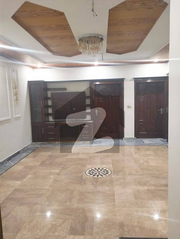 سمن آباد ۔ بلاک این سمن آباد,لاہور میں 5 کمروں کا 7 مرلہ مکان 4.38 کروڑ میں برائے فروخت۔