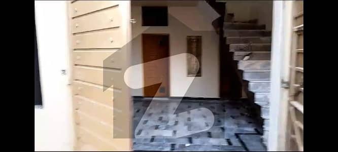 عمر گل روڈ پشاور میں 2 کمروں کا 4 مرلہ مکان 55.0 لاکھ میں برائے فروخت۔