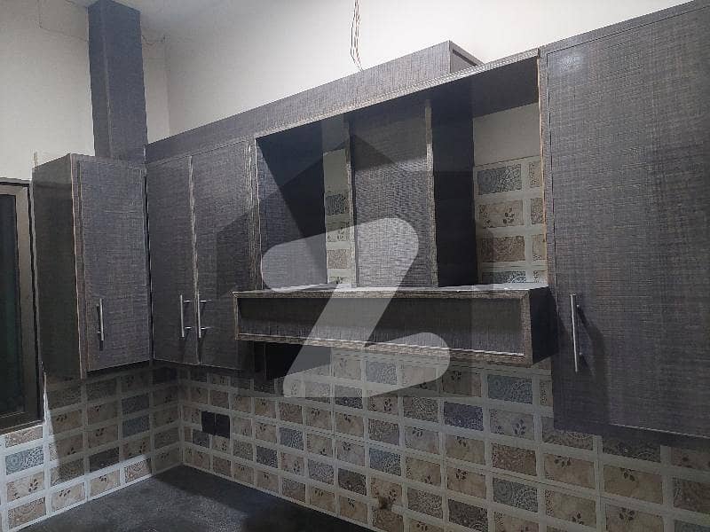 GREEN AVE 2ND FLOOR 3 ROOMS KITCHEN SEHAN ONLY. 28000 Green Avenue