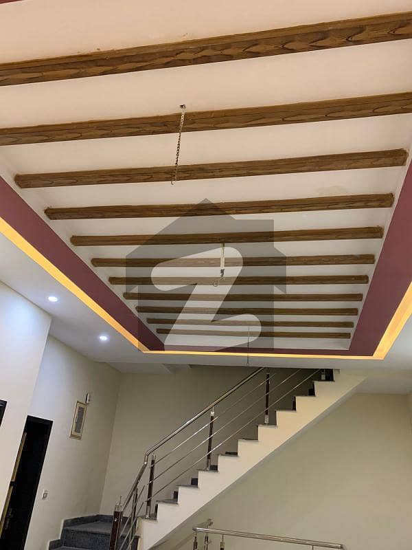 5 MARLA SLIGHTLY USED UPPER PORTION IS AVAILABLE FOR RENT ON TOP LOCATION OF WAPDA TOWN PHASE1