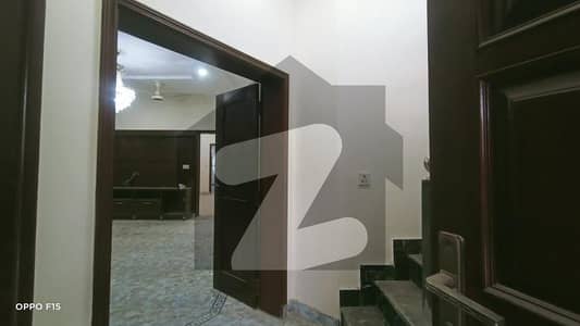 بحریہ ٹاؤن سیکٹر سی بحریہ ٹاؤن,لاہور میں 3 کمروں کا 8 مرلہ مکان 1.05 لاکھ میں کرایہ پر دستیاب ہے۔