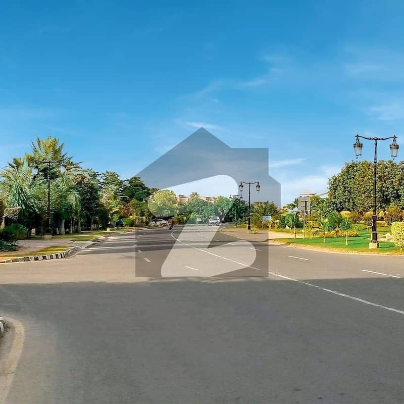 20 Marla 60 Ft Road Corner Low Budget Plot For Sale in Lake City Sector M-4 Golf
