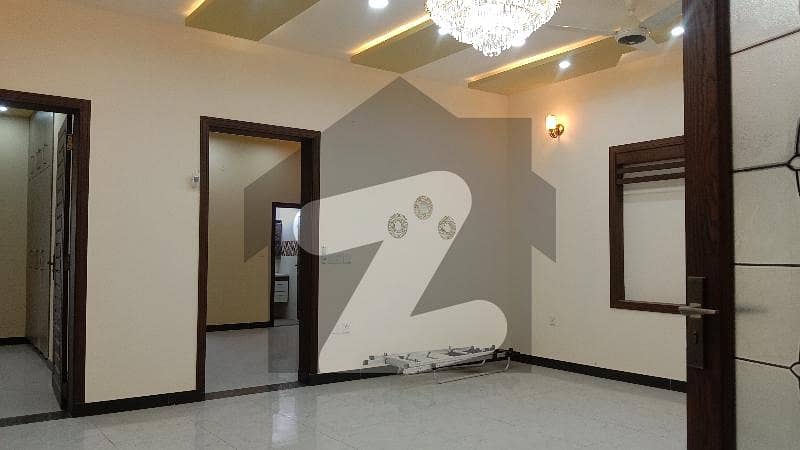 بحریہ ٹاؤن سیکٹرڈی بحریہ ٹاؤن,لاہور میں 2 کمروں کا 10 مرلہ زیریں پورشن 50.0 ہزار میں کرایہ پر دستیاب ہے۔
