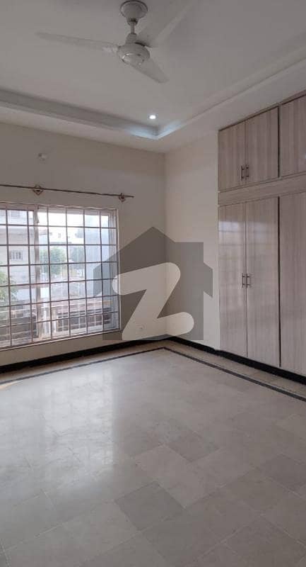 bharia enclave Islamabad sector g 8 Marla upper portion available for rent