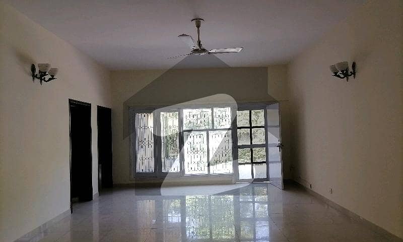 Ideal 2800 Square Feet Upper Portion Has Landed On Market In I-8/3, Islamabad