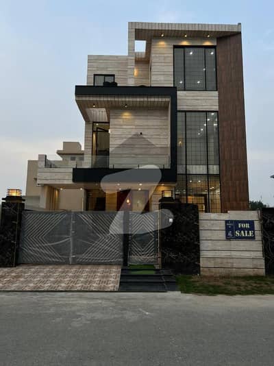 10 Marla Brand New House At Good Location For Sale M2A In Lake City Lahore.