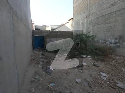 کے این گوہر گرین سٹی کراچی میں 4 مرلہ کمرشل پلاٹ 1.6 کروڑ میں برائے فروخت۔