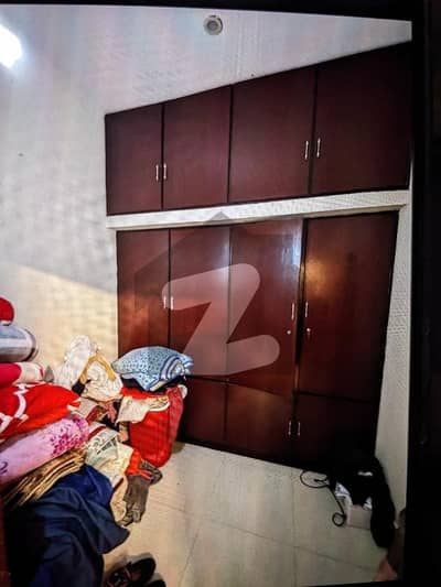 جوہر ٹاؤن لاہور میں 3 کمروں کا 12 مرلہ مکان 85.0 ہزار میں کرایہ پر دستیاب ہے۔