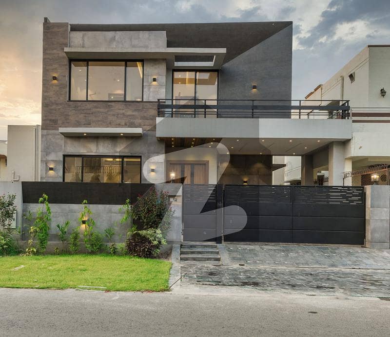 10 Marla Brand New Stylish Modern House on Allied Location for Sale Paragon City, Baki Road