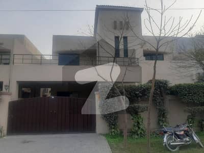 10 Marla House for sale Tipu Design