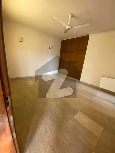 4 Bedroom Apartment For Sale