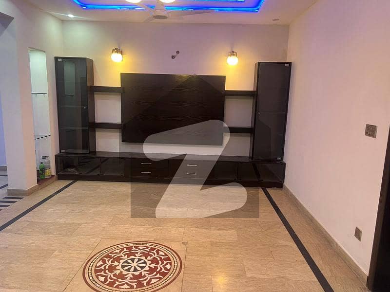 10 Marla Used House for Sale in Shaheen Block Bahria Town