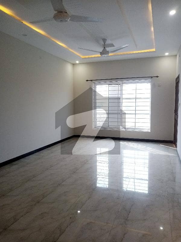 Park Face 5Marla House For Sale@1.90 Crore In MPCHS ,B-17 Park Face 5Marla House For Sale@1.90 Crore In MPCHS ,B-17