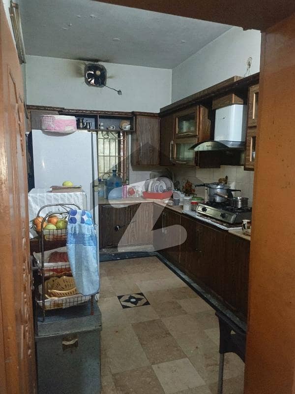 رینج روڈ راولپنڈی میں 2 کمروں کا 10 مرلہ مکان 1.85 کروڑ میں برائے فروخت۔