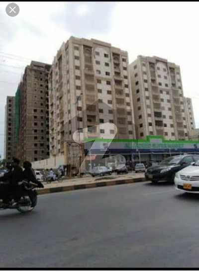سٹی ٹاور اینڈ شاپنگ مال یونیورسٹی روڈ,کراچی میں 3 کمروں کا 6 مرلہ فلیٹ 1.95 کروڑ میں برائے فروخت۔