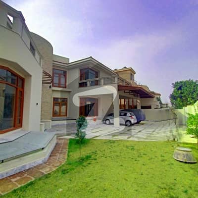 2 Kanal Corner Designer House With Swimming Pool In DHA 2 For Sale