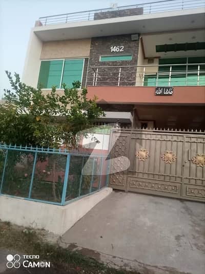 ای ۔ 16 اسلام آباد میں 5 کمروں کا 7 مرلہ مکان 1.7 کروڑ میں برائے فروخت۔