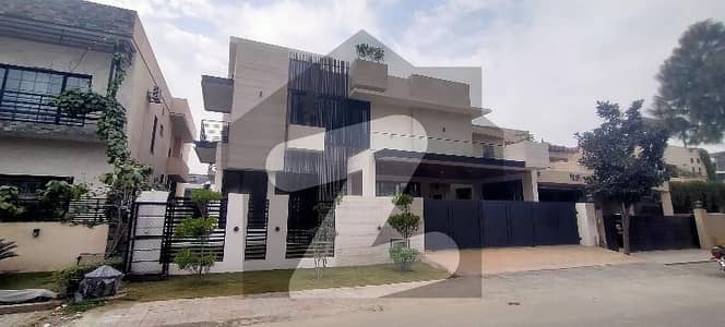 One Kanal Designer House For Sale