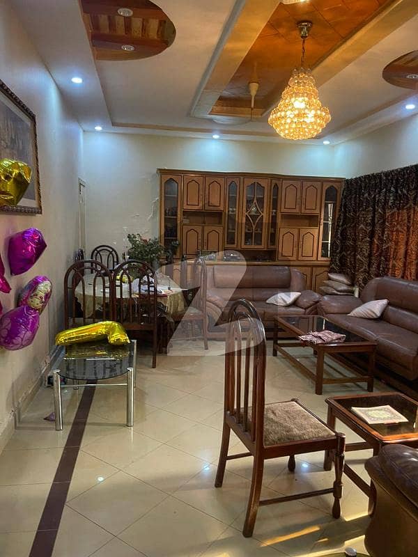 ویلینشیاء ہاؤسنگ سوسائٹی لاہور میں 5 کمروں کا 1 کنال مکان 6.0 کروڑ میں برائے فروخت۔