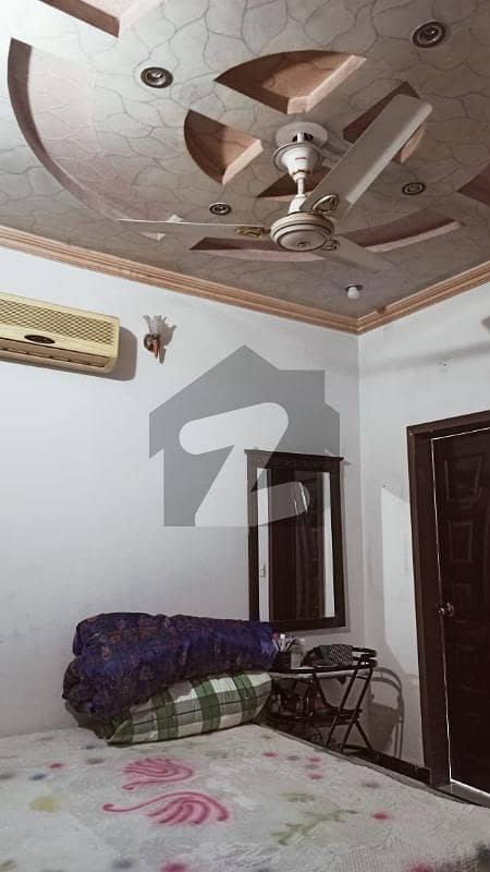 مصطفیٰ ٹاؤن لاہور میں 3 کمروں کا 3 مرلہ مکان 1.3 کروڑ میں برائے فروخت۔