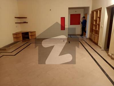 12,marla beautiful upper portion available for rent in johar Town Near expo Center