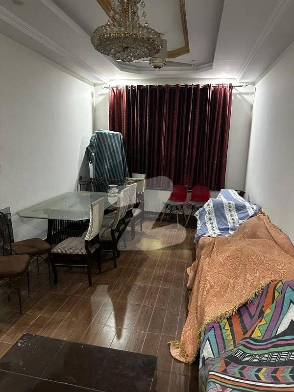 ماڈل ٹاؤن ایکسٹینشن ماڈل ٹاؤن,لاہور میں 2 کمروں کا 12 مرلہ زیریں پورشن 85.0 ہزار میں کرایہ پر دستیاب ہے۔
