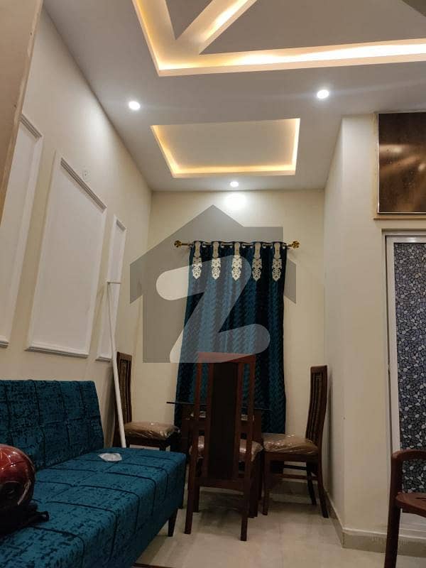 شادمان ون شادمان,لاہور میں 5 کمروں کا 10 مرلہ مکان 5.0 کروڑ میں برائے فروخت۔