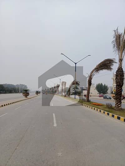 10 Marla Facing Park Plot For Sale Very Price Investor Rate
