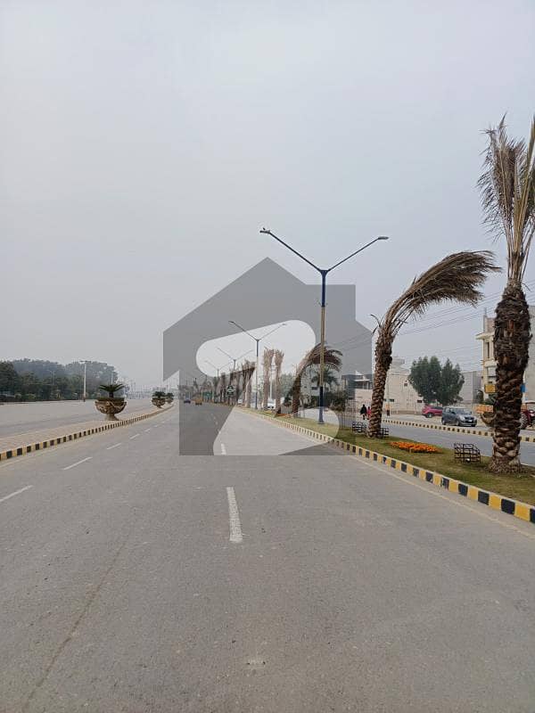 10 Marla Facing Park Plot For Sale Very Price Investor Rate