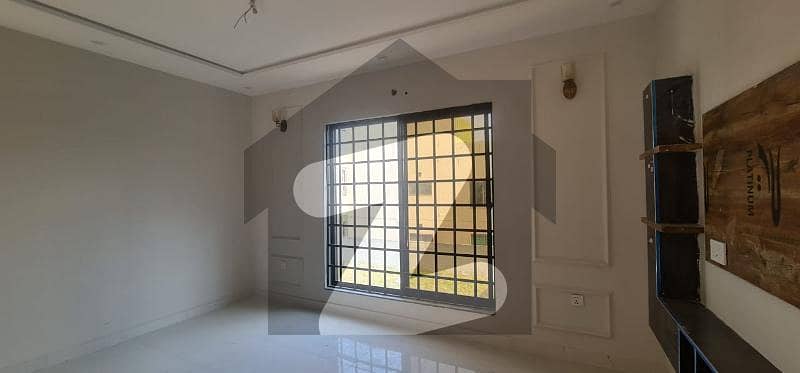 10 MARLA HOUSE FOR SALE In Nasheman E Iqbal Phase 2