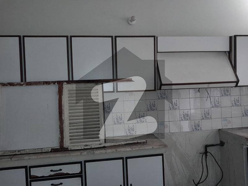 ڈی ایچ اے فیز 1 ڈیفنس (ڈی ایچ اے),لاہور میں 4 کمروں کا 10 مرلہ مکان 3.4 کروڑ میں برائے فروخت۔