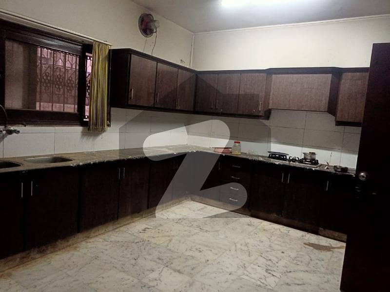 commercial use bungalow for rent