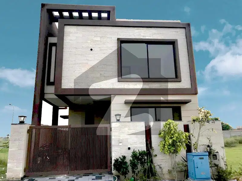 With Full Basement- Out Of Market Option - 5 Marla Luxury Brand New Bungalow For Rent In DHA Phase 9 Town Lahore