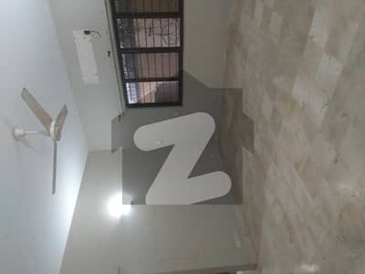 کلفٹن ۔ بلاک 2 کلفٹن,کراچی میں 5 کمروں کا 1 کنال مکان 3.6 لاکھ میں کرایہ پر دستیاب ہے۔