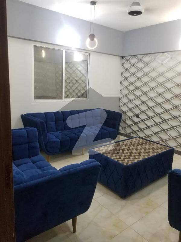 پی ای سی ایچ ایس جمشید ٹاؤن,کراچی میں 4 کمروں کا 9 مرلہ فلیٹ 4.5 کروڑ میں برائے فروخت۔