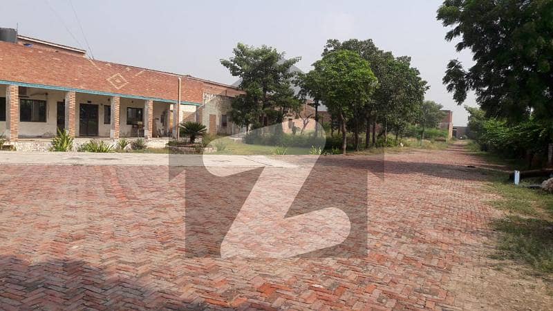 ما نگا - رائیونڈ روڈ لاہور میں 11 کمروں کا 73 کنال فیکٹری 70.0 کروڑ میں برائے فروخت۔