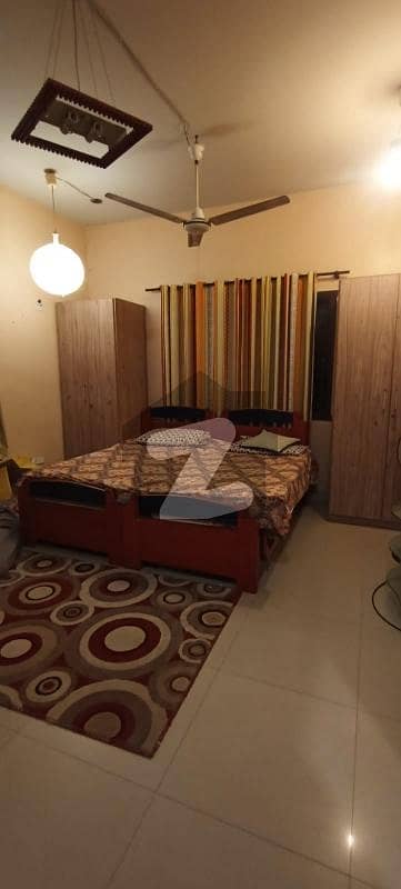 کلفٹن ۔ بلاک 5 کلفٹن,کراچی میں 3 کمروں کا 8 مرلہ فلیٹ 1.38 لاکھ میں کرایہ پر دستیاب ہے۔