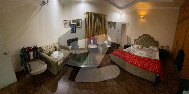 ڈی ایچ اے فیز 2 - بلاک کیو فیز 2,ڈیفنس (ڈی ایچ اے),لاہور میں 5 کمروں کا 1 کنال مکان 6.25 کروڑ میں برائے فروخت۔